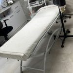 تخت پایه هلالی لیزر فشیال معاینه
